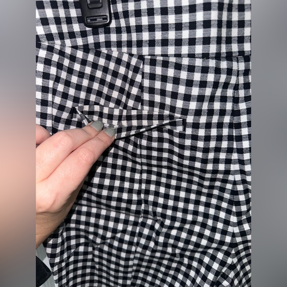 Size 6 Loft Cropped Work Pants Black and White Gingham - Picture 5 of 7